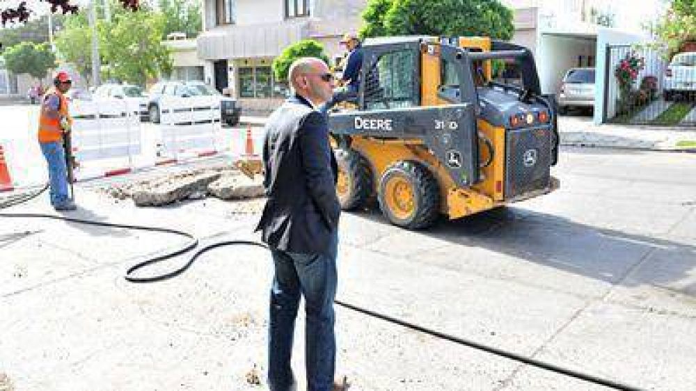 Comenz� el plan intensivo de mejoramiento de las calles de la ciudad