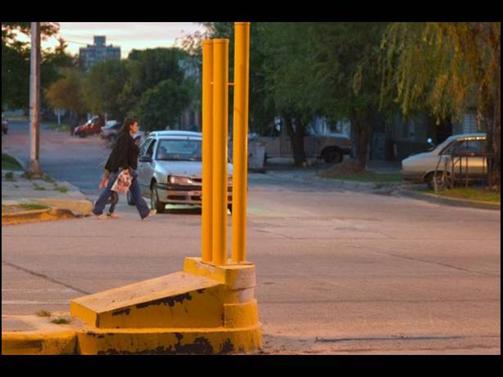 Avanzan en la se�alizaci�n de las punteras de avenida Ram�rez