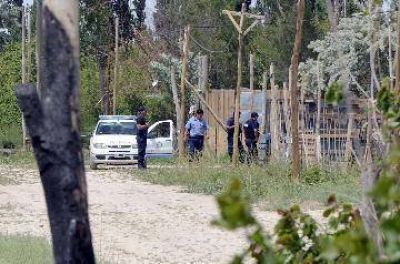 Balearon a un joven en una toma de Cipolletti