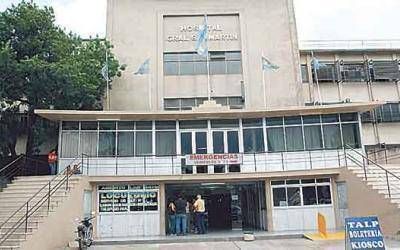 La Plata: Le robaron la billetera a su novia, corri� al ladr�n y termin� apu�alado