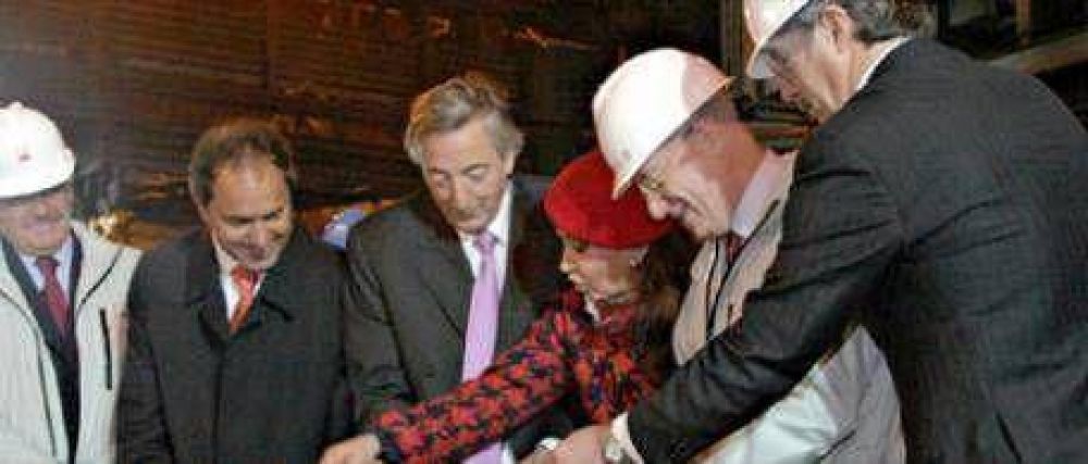 La UIA no quiere a Ch�vez en el Mercosur y se pregunta qu� hizo Kirchner con los fondos de Santa Cruz