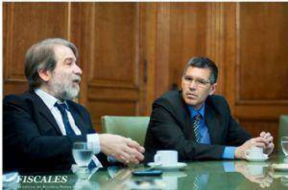 La Naci�n capacitar� a la polic�a para la pelea contra la narcocriminalidad