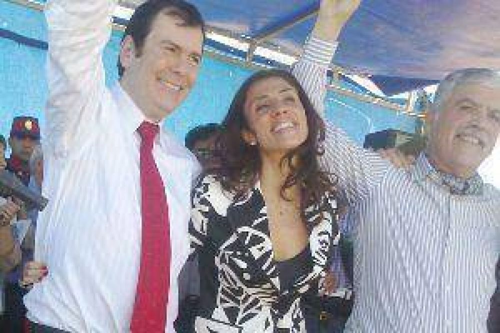 De Vido: "Claudia es garant�a de que seguir�n las obras"