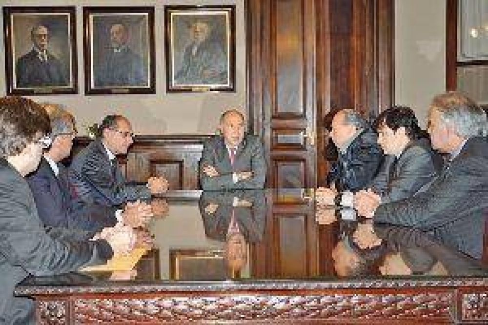 La Corte Suprema exigi� al Gobierno que tome medidas urgentes contra el narcotr�fico en el norte