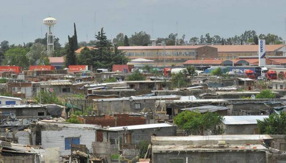 28.600 familias cordobesas viven en villas