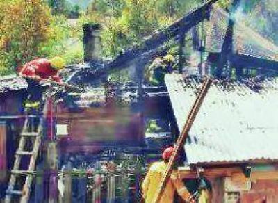 La Angostura: Una vivienda fue arrasada por el fuego
