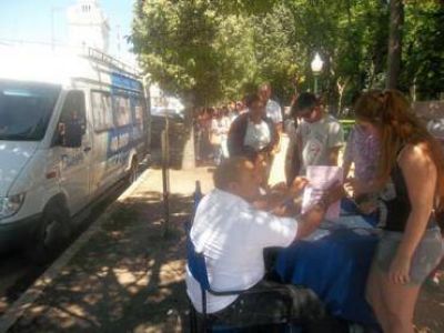 El Becariomovil estuvo ayer en nuestra ciudad