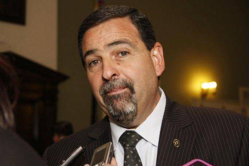 Ciurca, el mediador: convoc� a intendentes oficialistas y a la conducci�n opositora por las PASO