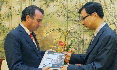 Mendoza recibir� en China 400 millones de d�lares para construir viviendas