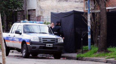 Intent� golpear a su mujer en una discusi�n, pero le peg� a su hijo de 3 a�os y lo mat�
