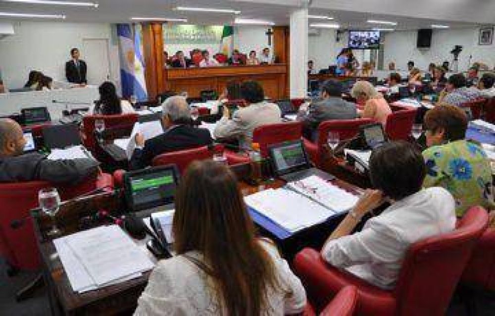 Diputados sancionaron la Ley que crea la figura del Defensor General de la provincia