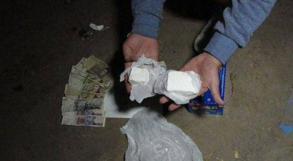 Detienen a un sujeto que vend�a coca�na cerca del cementerio