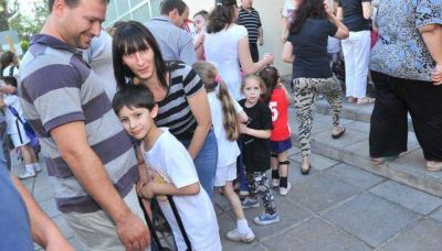 Retrasan inicio del ciclo lectivo: habr� 186 d�as de clases