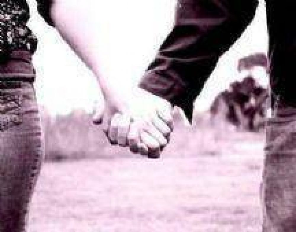 Buscan a una joven de 14 a�os que se fug� con su novio ecuatoriano