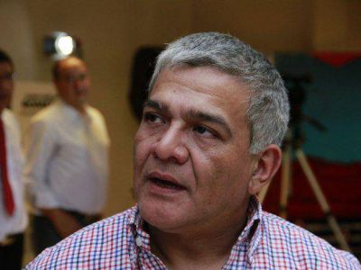 Seg�n Ra�l Medina, �Urtubey escribi� en el manual de la traici�n�