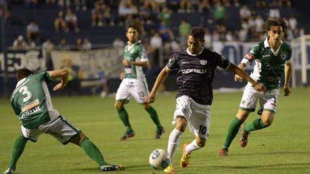 Sarmiento rompi� la racha de gol pero La Lepra fue letal