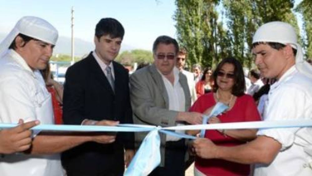 La Gobernadora defendi� su gesti�n en servicios p�blicos