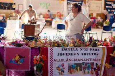 Finaliza la semana de la Educaci�n para Adultos