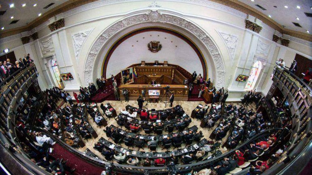 La Asamblea Nacional venezolana tratar� la Ley Habilitante que le dar� superpoderes a Maduro