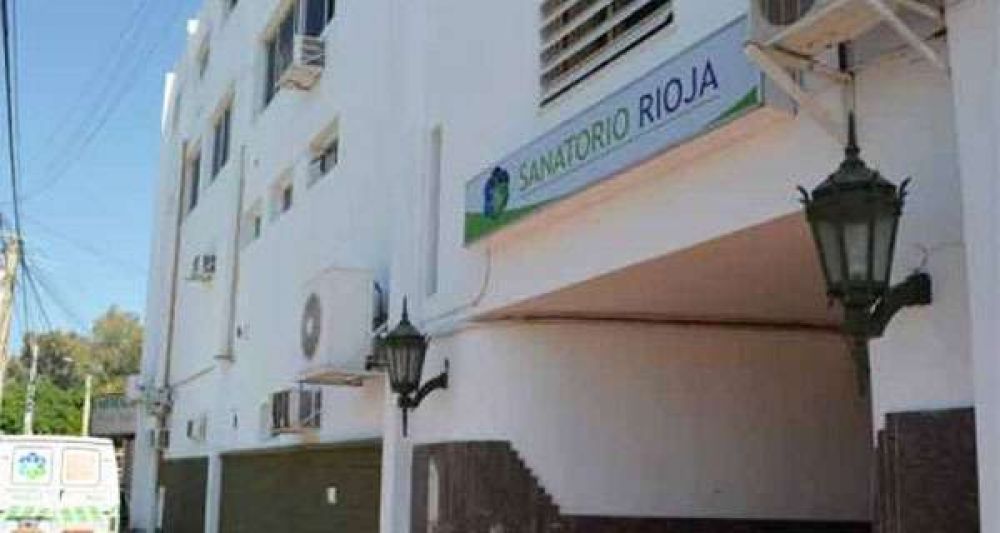 Iniciaron causa contra el Sanatorio Rioja por el caso de la mujer con la tijera en el est�mago