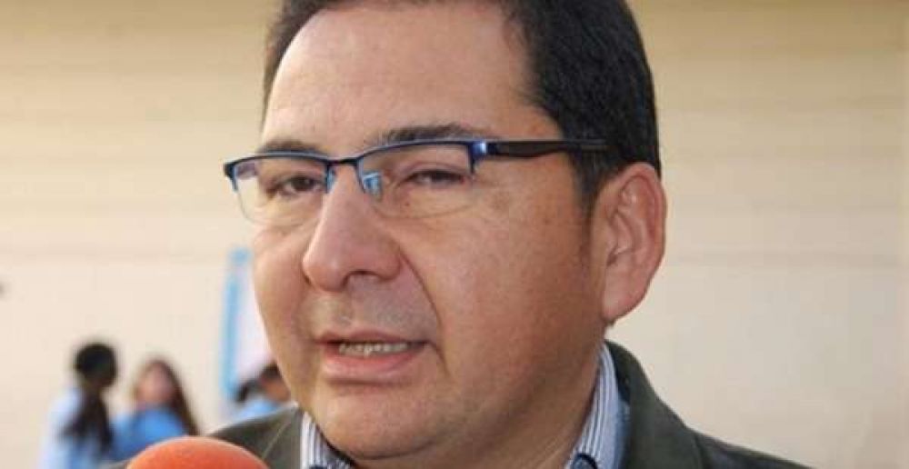 Educaci�n abierta al di�logo con AMP por la fecha de inicio de las clases