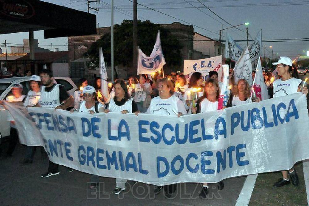 Movilizaci�n y paro de docentes y estatales