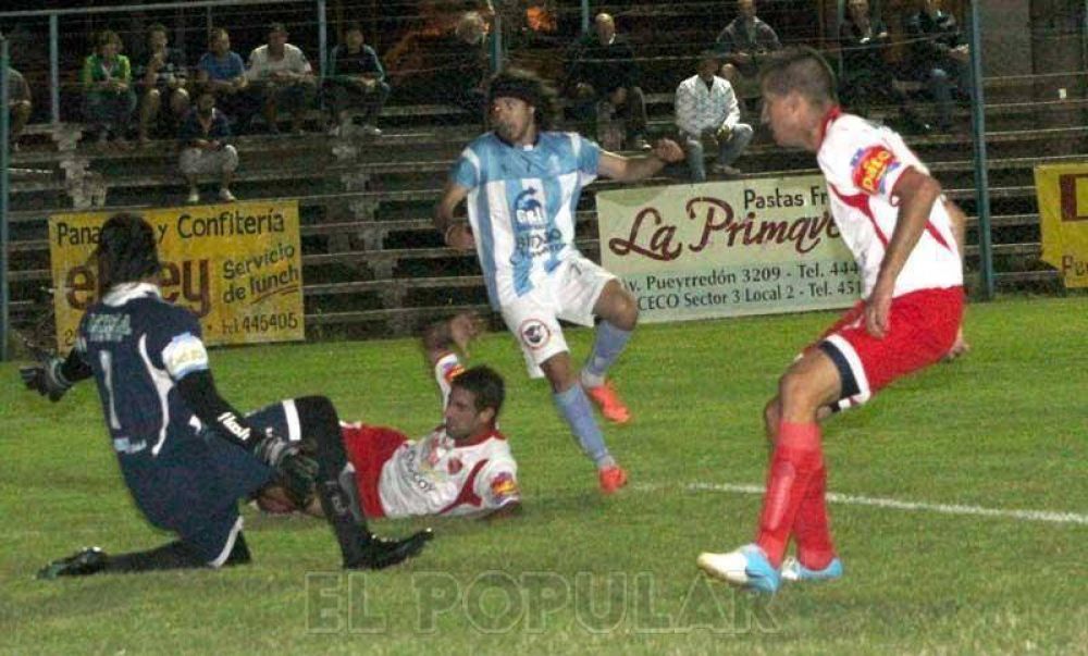 Por los penales, Ferro se dio una alegr�a en la Copa