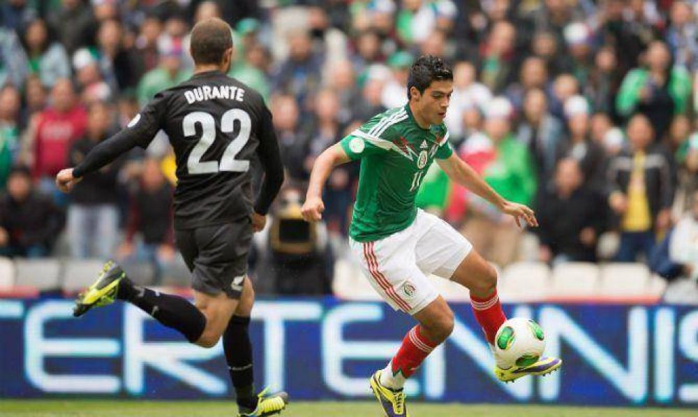 M�xico gole� a Nueva Zelanda y qued� a un paso
