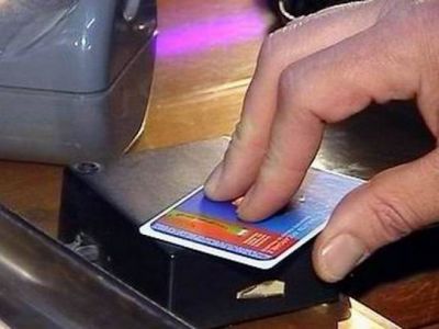 Tres de Mayo tambi�n cambia m�quinas y tarjetas