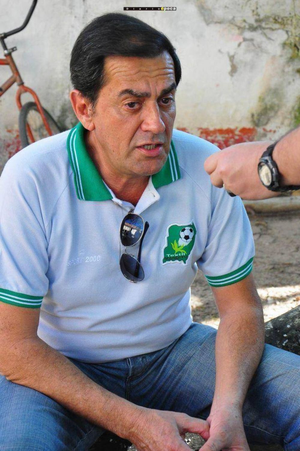Otro papel�n, no hubo polic�as y no se jug�