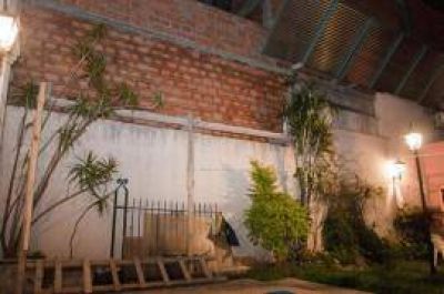 La asaltaron, el 911 no contest�, polic�as no quisieron ayudarla y le dijeron que las c�maras son una farsa