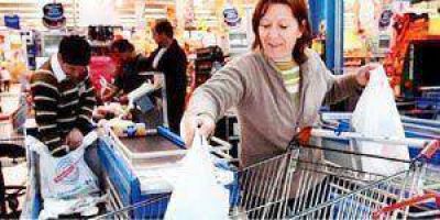 El 70% de las familias formose�as no alcanzan el salario m�nimo