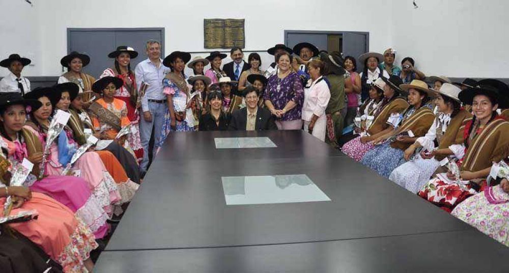 Destacan labor de la Federaci�n Gaucha por nuestras costumbres