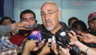 Santill�n expuso necesidades de los municipales ante Berruezo