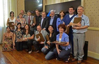 Luis Andreotti reconoci� a profesionales de la salud