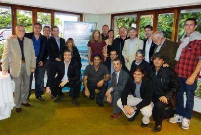 Despachantes de Aduanas inauguraron su corresponsal�a en Mar del Plata