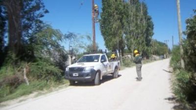 El fuerte viento dej� sin luz a Andalgal�