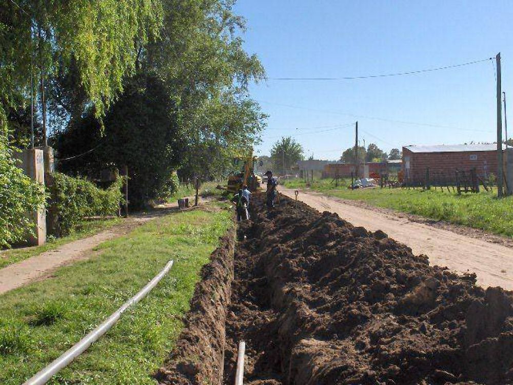 AMPLIACI�N DE LA RED DE AGUA CORRIENTE EN ROQUE P�REZ