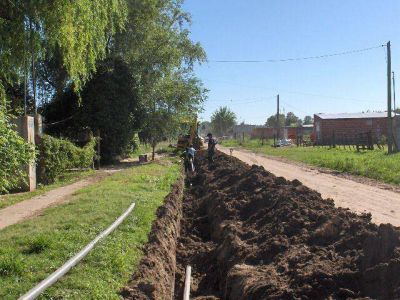 AMPLIACI�N DE LA RED DE AGUA CORRIENTE EN ROQUE P�REZ