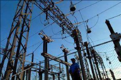 Anuncian obras para mejorar el servicio de energ�a el�ctrica en Jun�n y la zona