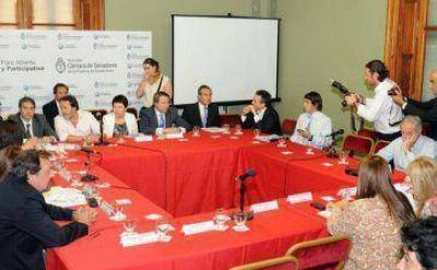 Las perlas de la reuni�n Legisladores-Batakis