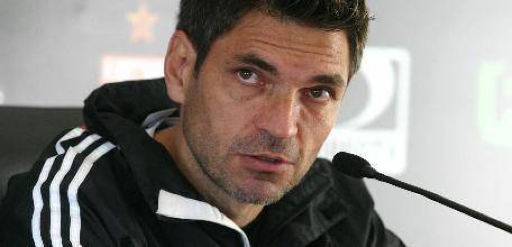 Pellegrino: �Ganando se van a acercar las chances de terminar arriba�