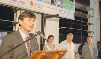 Passerini buscar� la foto con el Papa como bendici�n para futura candidatura