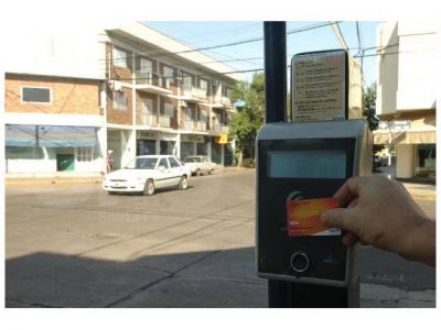 Este viernes habr� estacionamiento medido pero menos frecuencia de colectivos