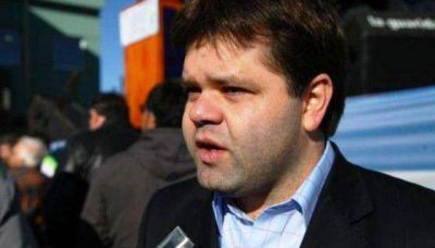 "Con gesti�n y austeridad, el Gobierno Provincial redujo deuda p�blica y efect�o recomposici�n salarial�.