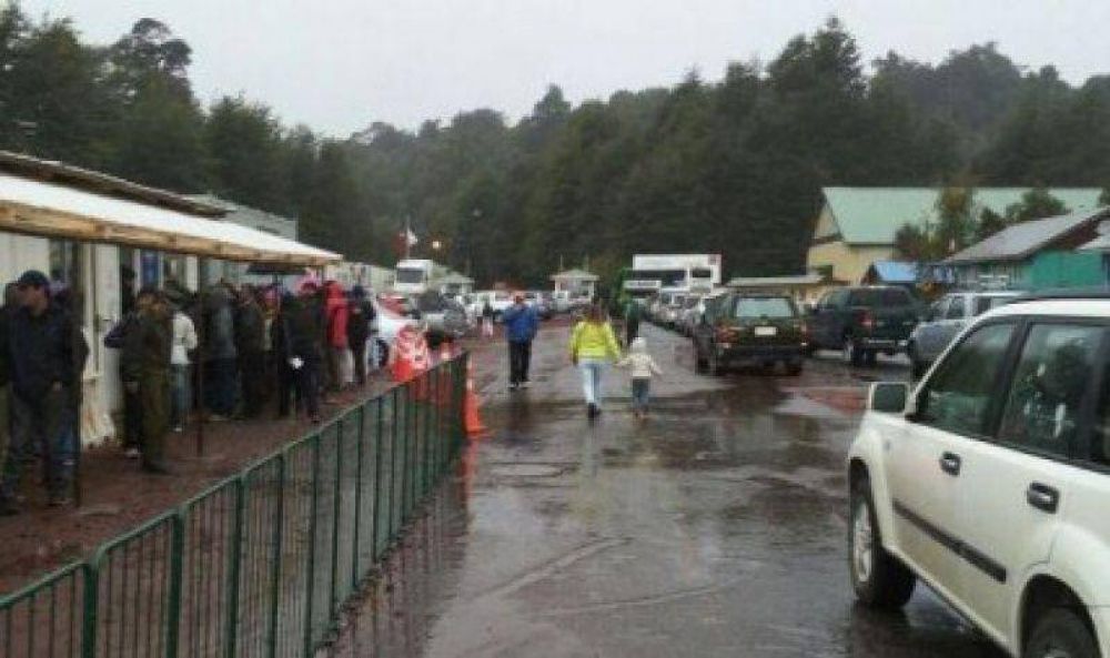 Muchos inconvenientes para cruzar el Paso Samor�