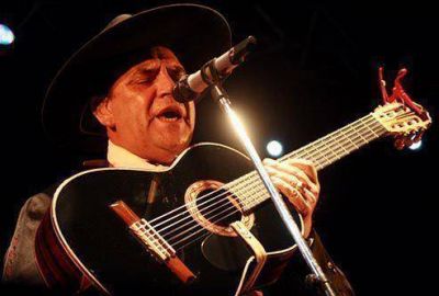 El Chaque�o abri� la Expo Ca�uelas