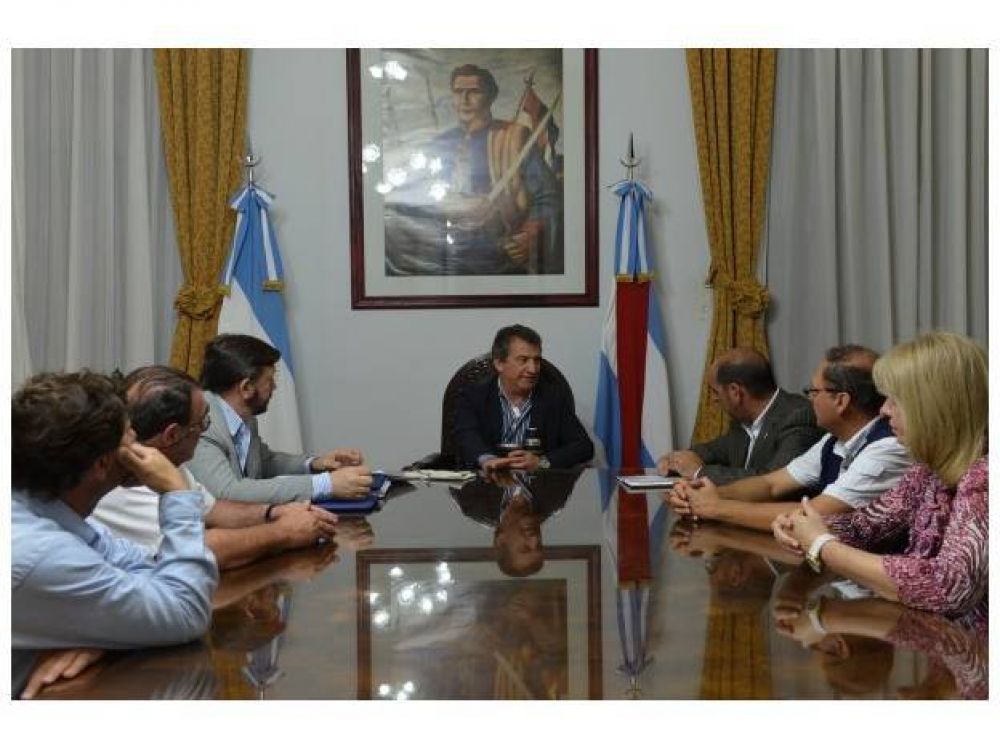FAA avanz� con Urribarri sobre un proyecto de reforma de las retenciones