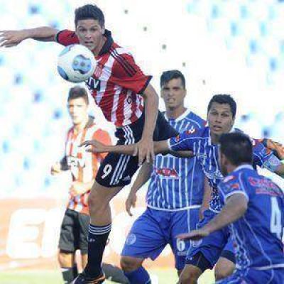 La ciclotimia de Estudiantes fue un banquete servido para Godoy Cruz