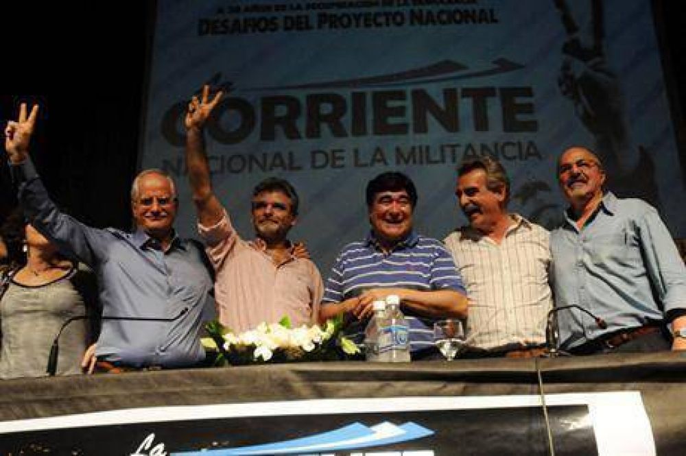 El kirchnerismo respald� la gesti�n de la Presidenta, a horas de su regreso
